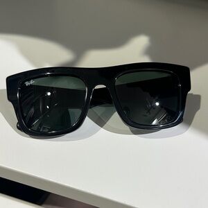 Ray-Ban Black Square Sunglasses limited edition FERRARI